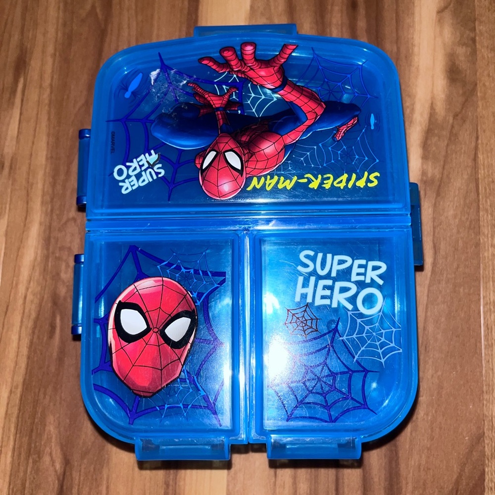 Spider-Man divided lunch box